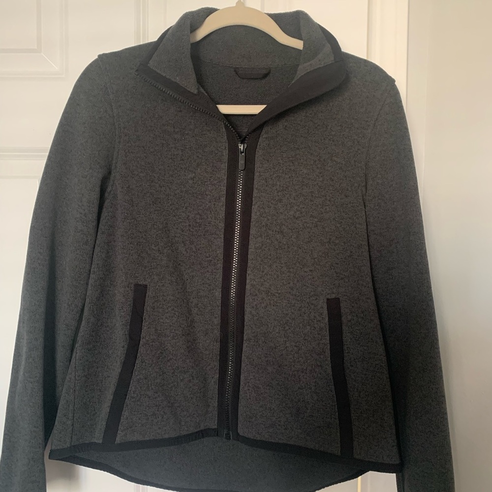 Lululemon Zip up sweatshirt. Grey sweatshirt with black lining - size Small.